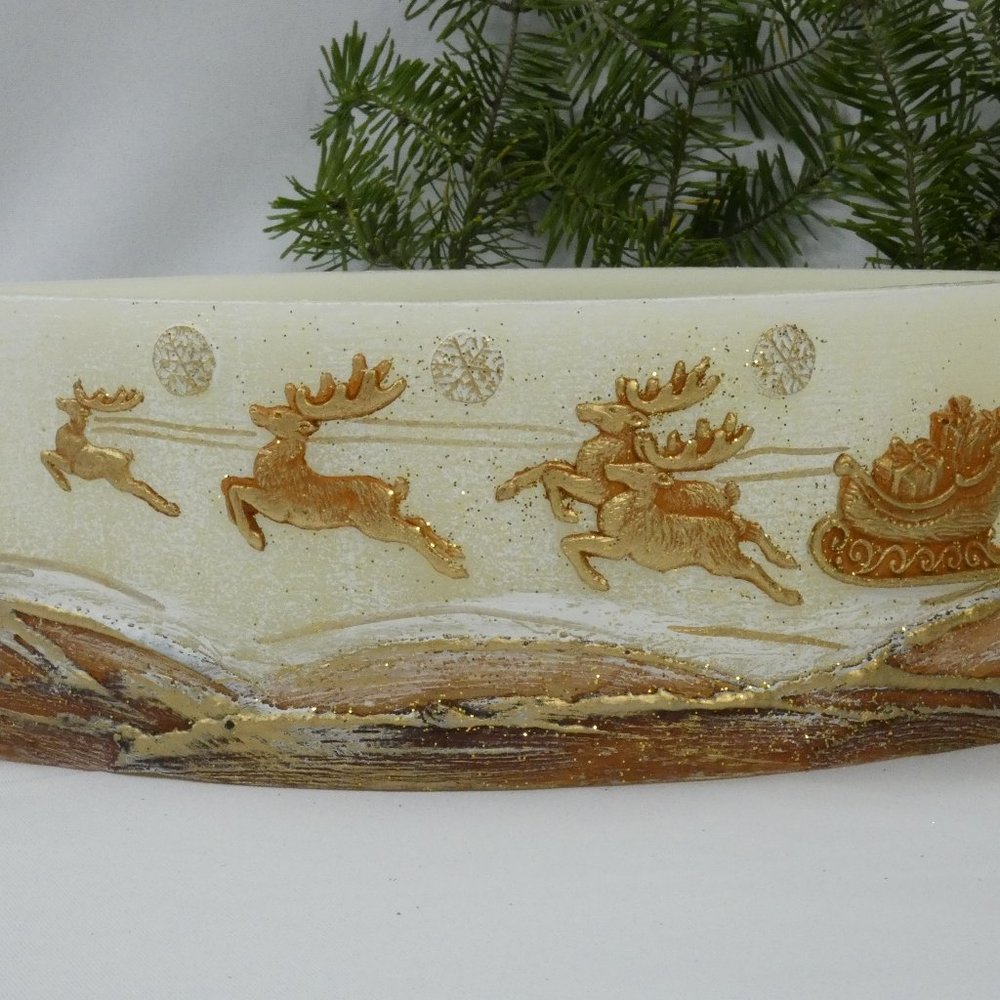 SANTA'S SLEIGHT WITH REINDEERS TEALIGHT HAND CRAFTED LAMP WITH 2 TEALIGHTS